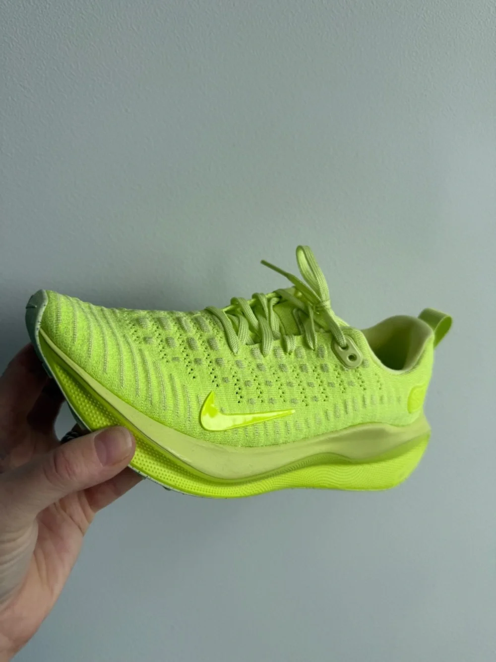 Women's Nike ReactX Infinity Run Flyknit 4 _size 8 - Picture 14 of 16